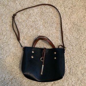 **FLASH SALE** Reversible Calvin Klein Handbag